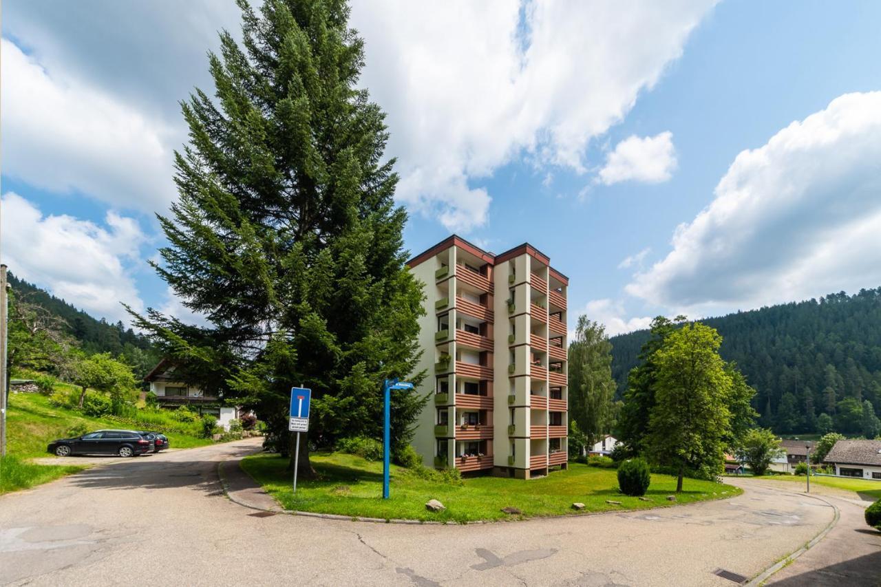 Schwarzwaldsuite Mit Panorama Waldblick Enzklösterle エクステリア 写真
